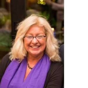 Meet your Posher, Becky